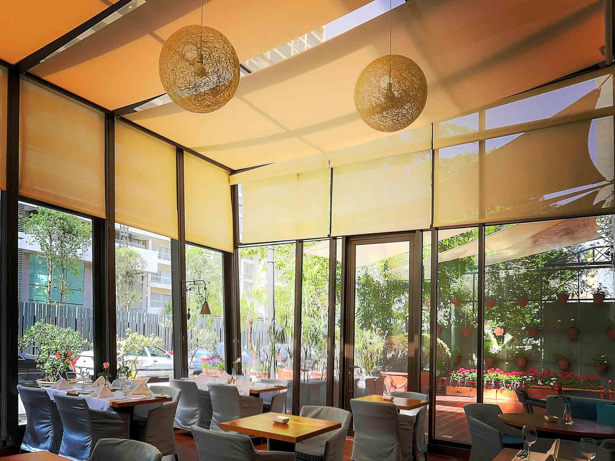 Sofitel Beirut Le Gabriel Beirute Exterior foto